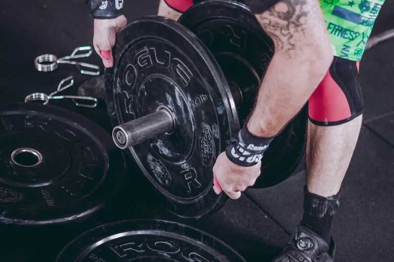 How to Properly Move Gym Equipment
